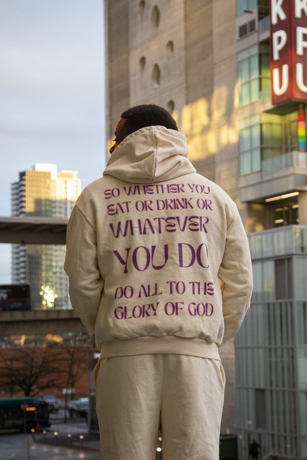 TENTHIRTYONE CREAM HOODIE